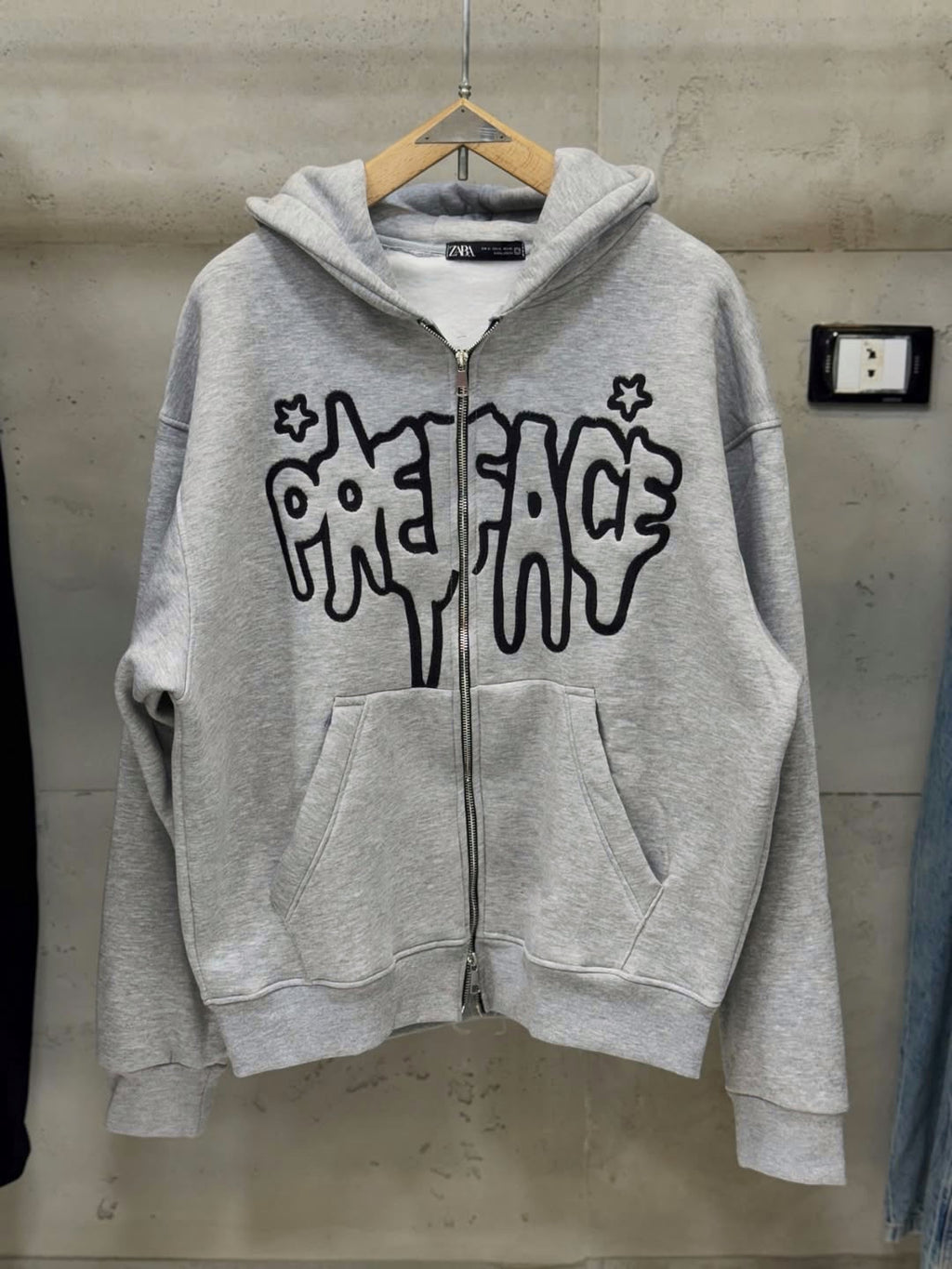 PREFACE STAR ZIPPER