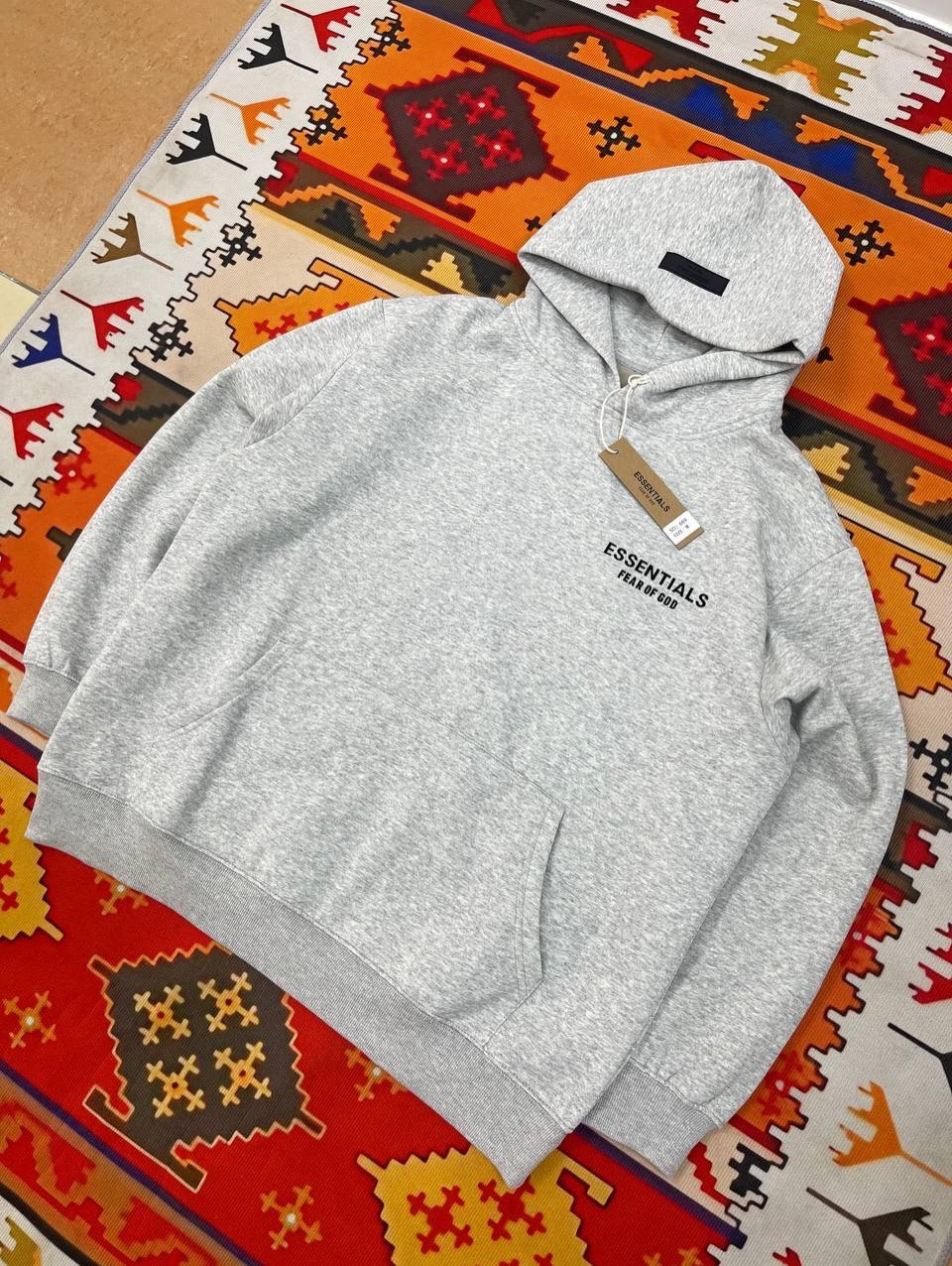HOODIE ESSENTIALS