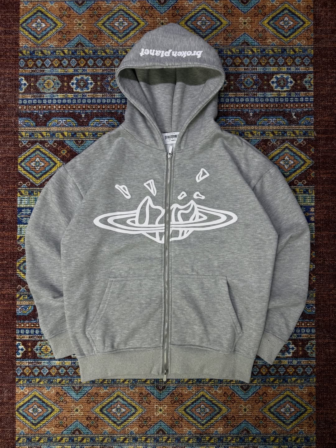 BROKEN PLANET ZIPPER